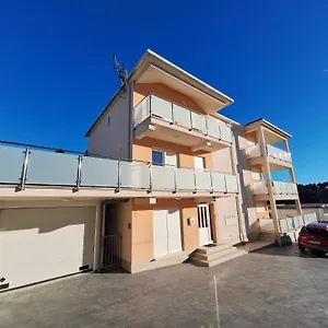 Valjan Apartman